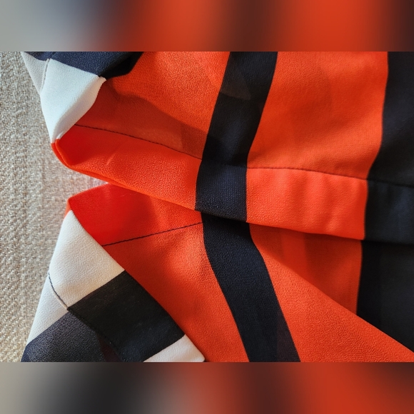 Michael Kors Sheer Size Medium - Picture 6 of 8